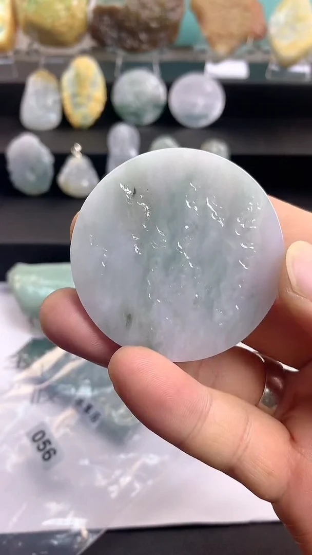 未镶嵌裸石翡翠1
