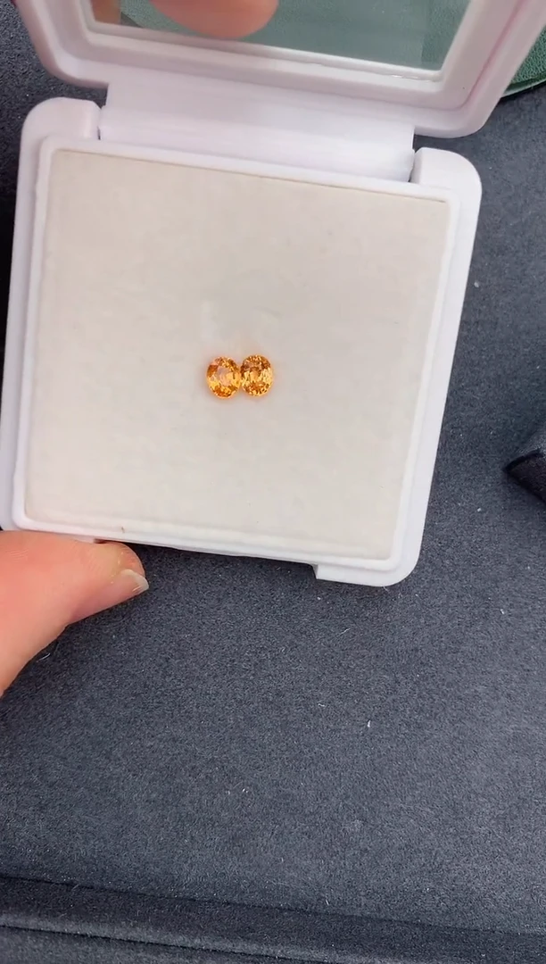 【闪购商品】石榴石（芬达石）裸石未镶嵌1.1ct芬达配对