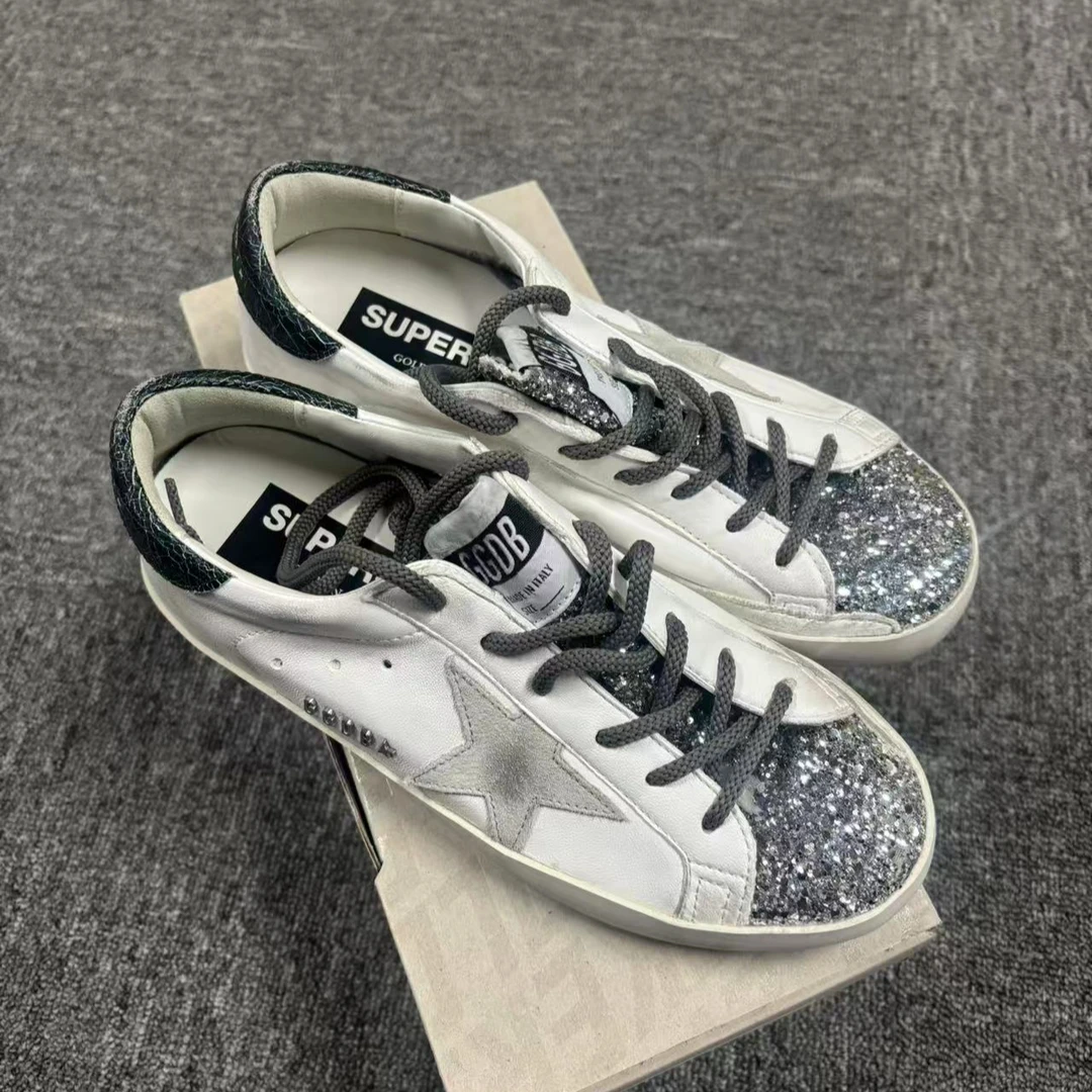 未使用 GOLDEN GOOSE 新款亮钻裂纹尾做旧小脏鞋 82383