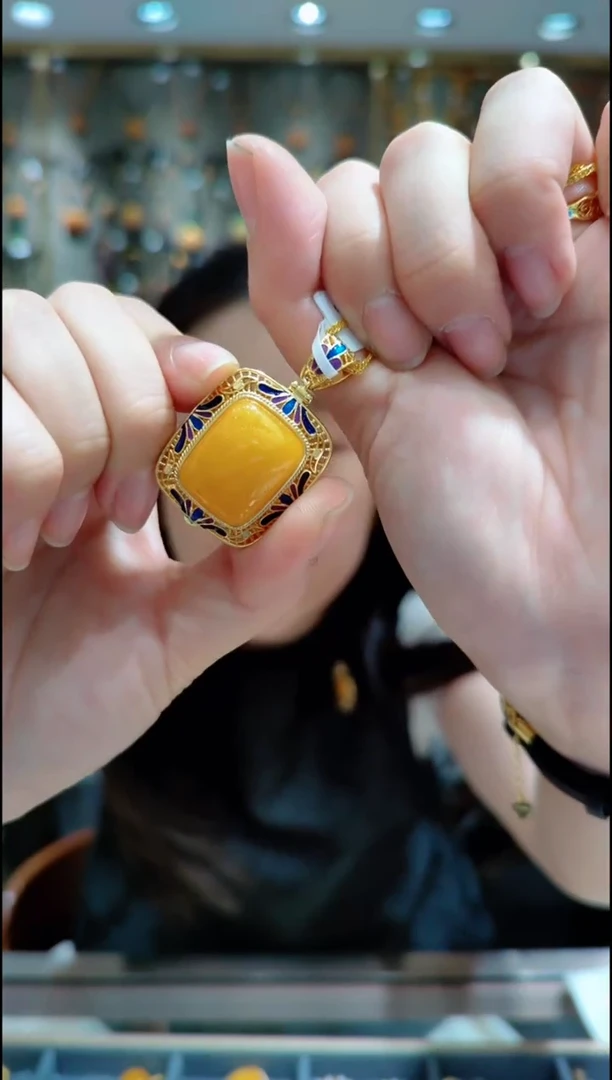 蜜蜡银S925镀金镶嵌珠宝奇石﹣A448蜜蜡吊坠