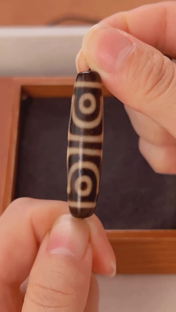 未镶嵌颈饰玛瑙/玉髓上肯牙黄5a四眼珠珠48.6*12.1