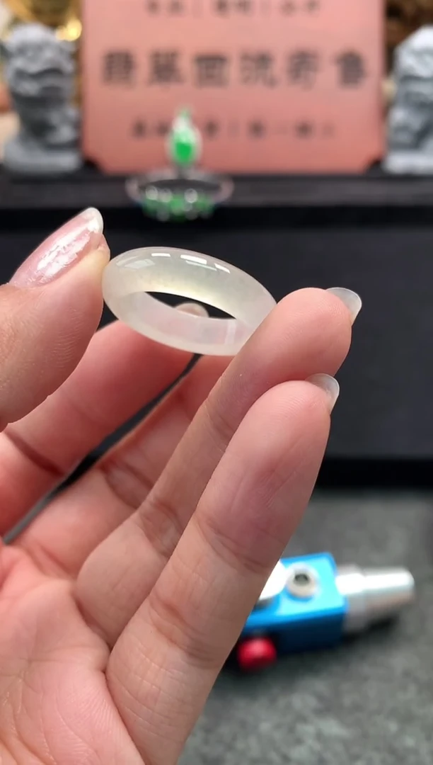 未镶嵌戒圈翡翠戒圈