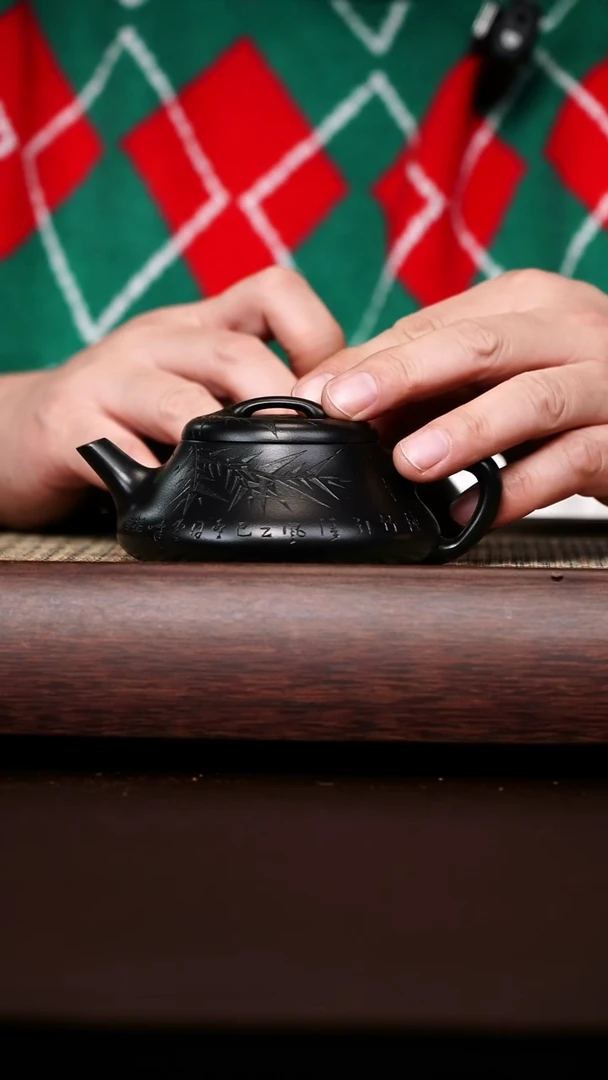 原矿手工紫泥捂灰刻绘隐瓢160CC