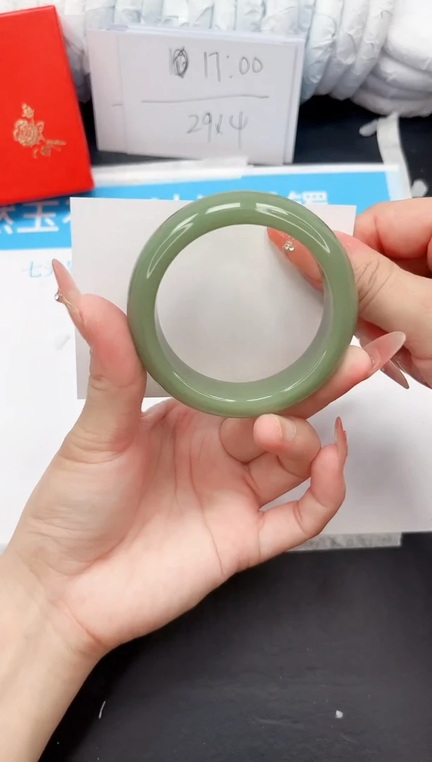 手镯石英质玉未镶嵌178-54.1