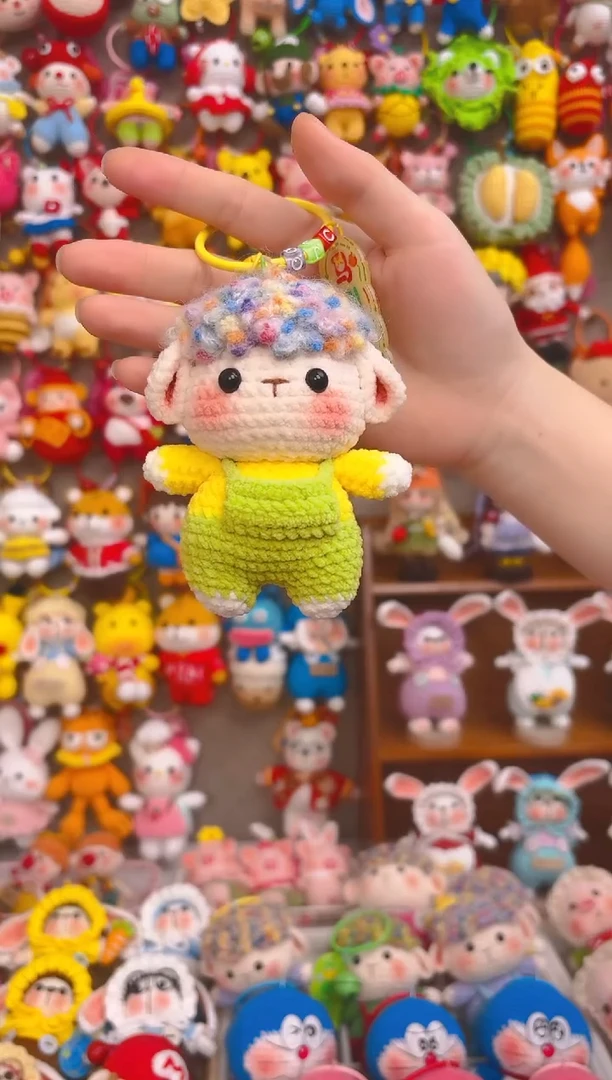 纯手工制作毛线钩织成品黄色小羊