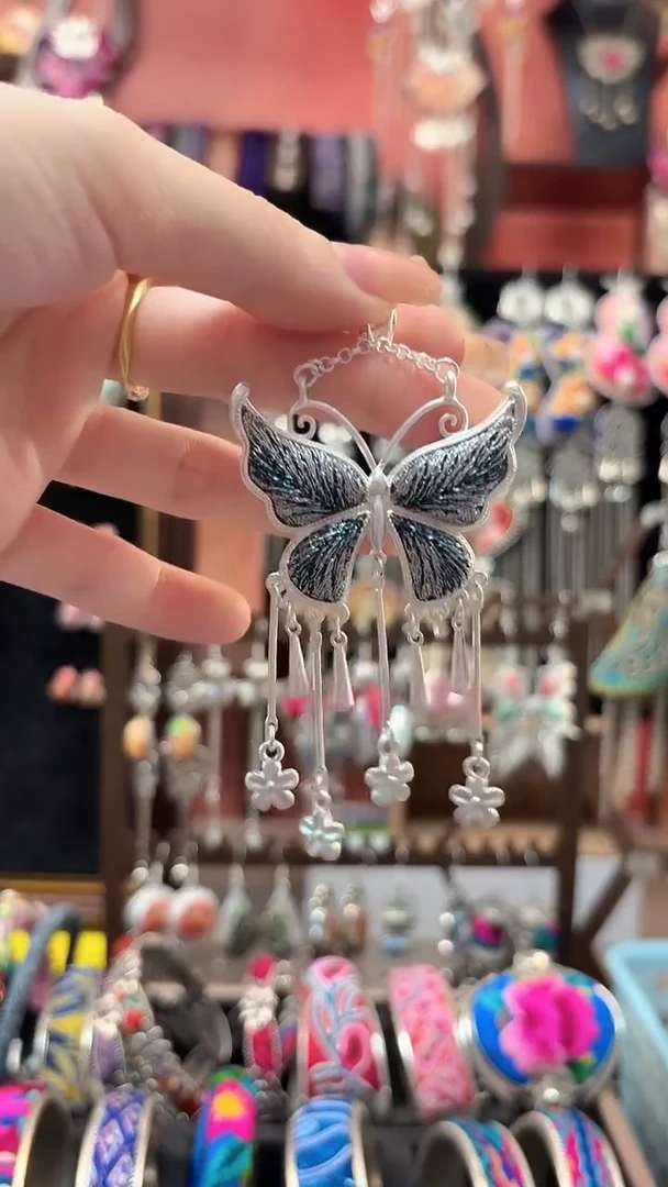 织绣 云织谣民族风精美饰品   23