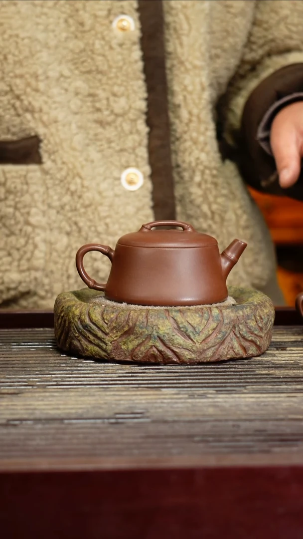 宜兴原矿紫砂壶茶壶宜兴原矿紫砂壶茶壶100C