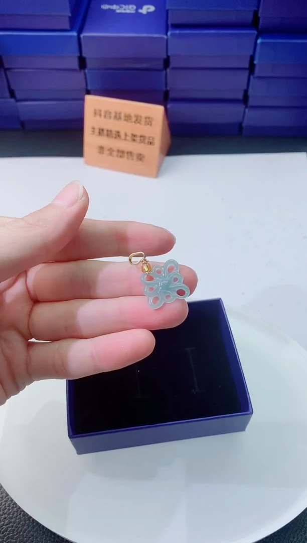 翡翠未镶嵌颈饰1111111111