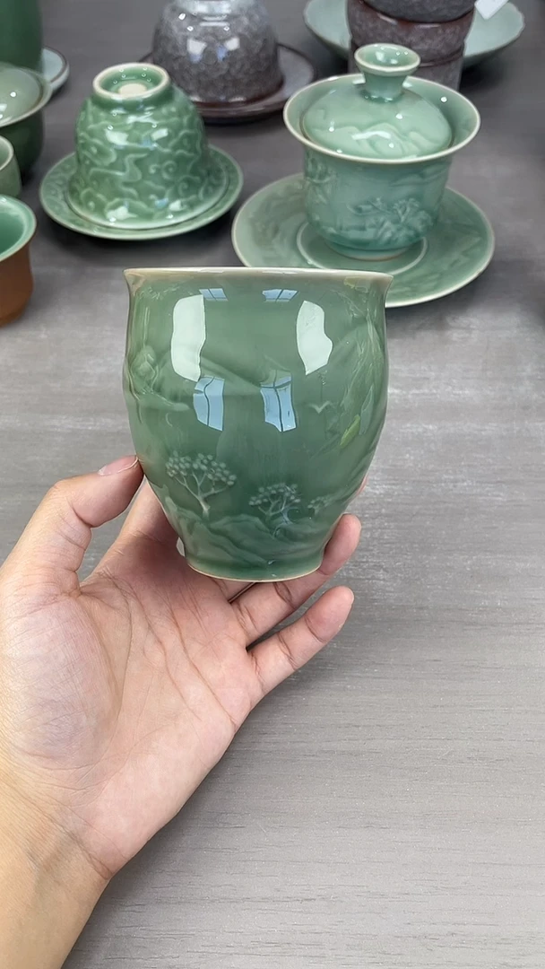 青瓷仓储福利清仓3微微暇