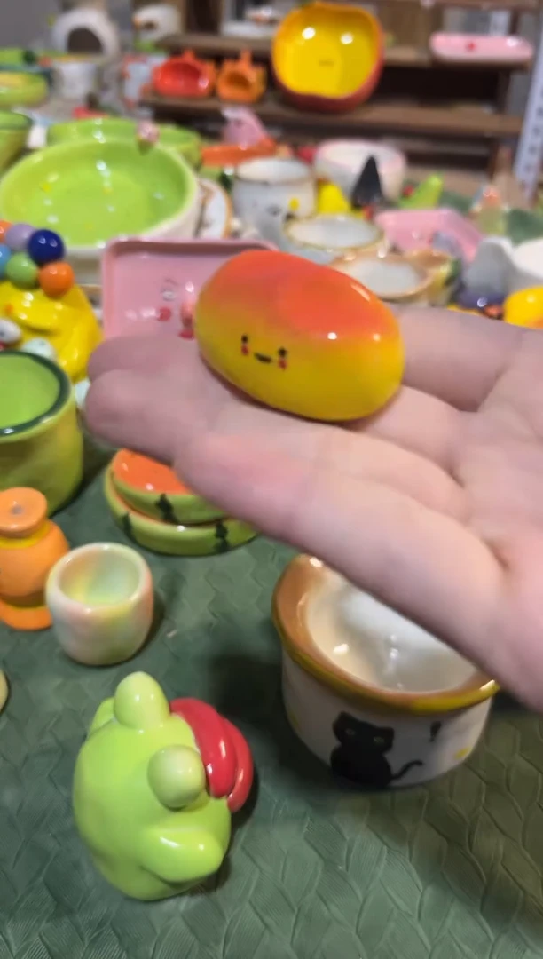 106手绘釉下彩微瑕陶瓷