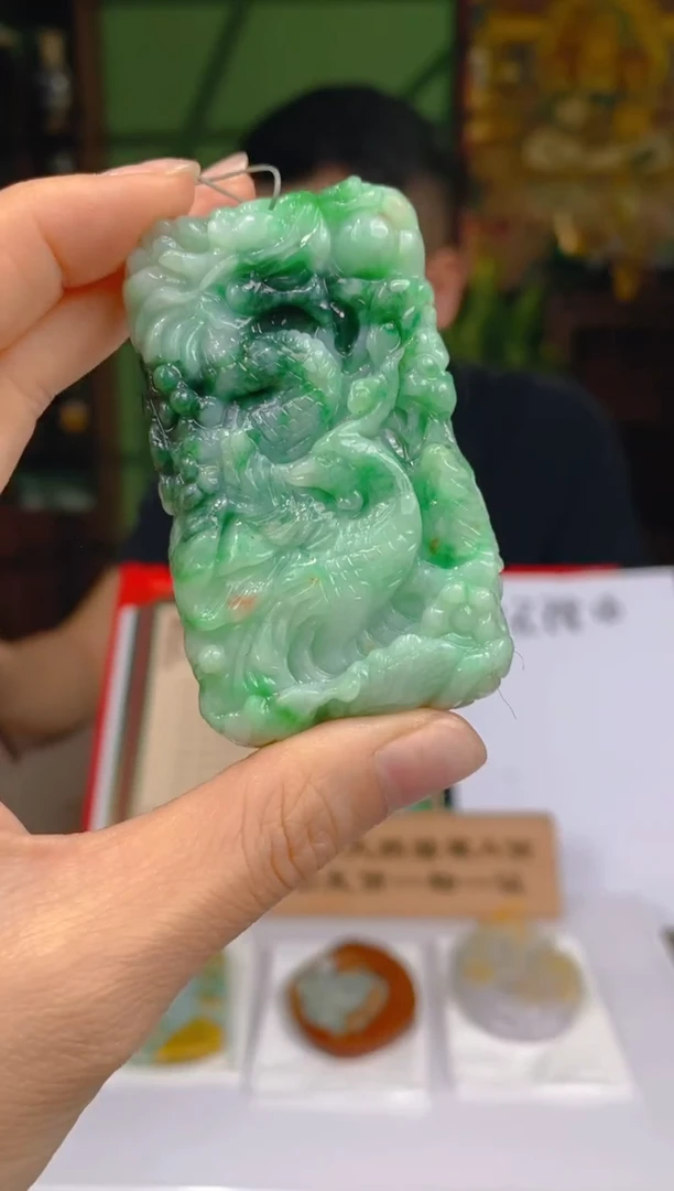 未镶嵌定制翡翠2025112483
