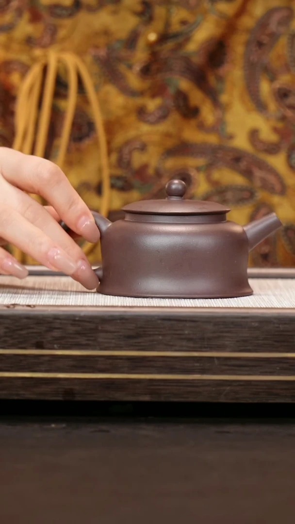 茶壶紫砂四号井底槽清  圣手壶