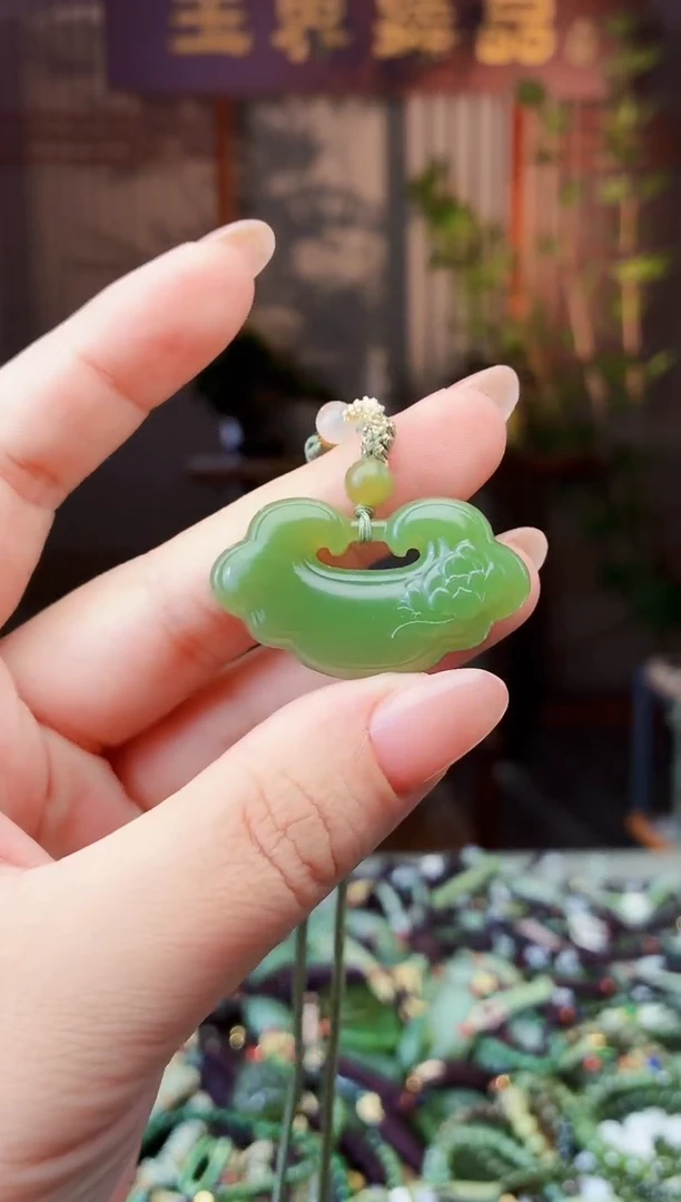 未镶嵌和田玉挂件多样性发货拍一发一