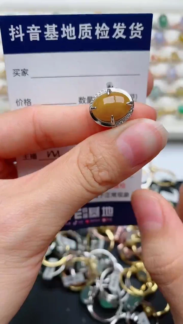 【闪购商品】翡翠戒指银S925镶嵌.........