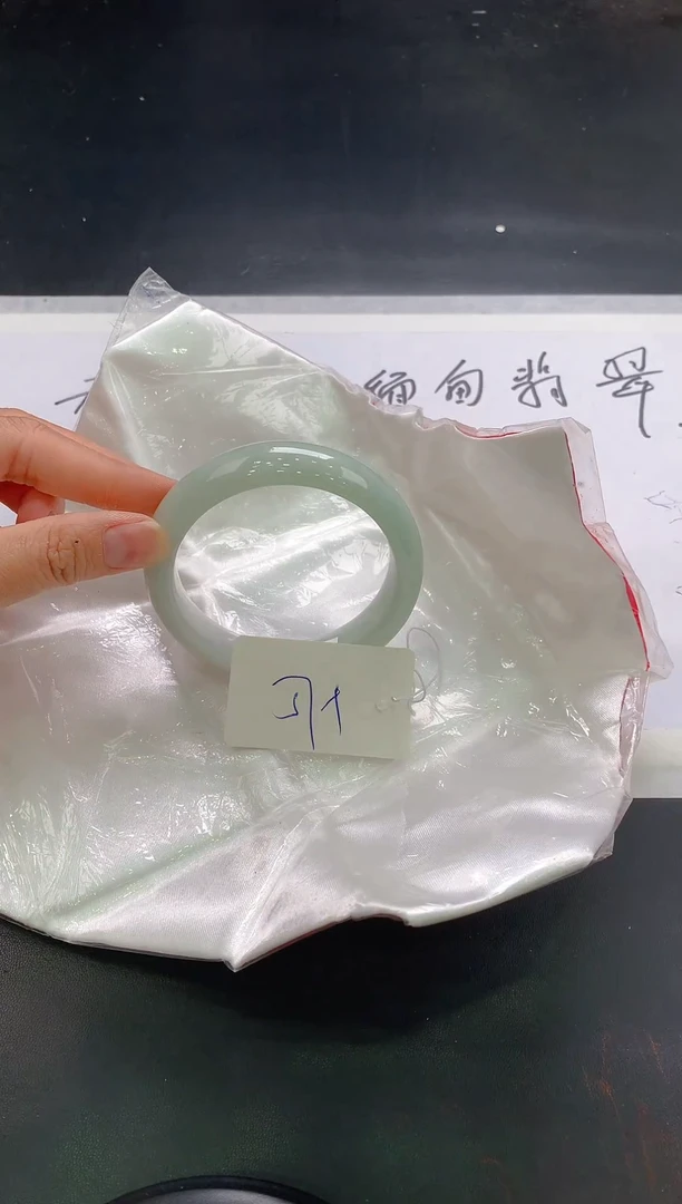 翡翠手镯未镶嵌176