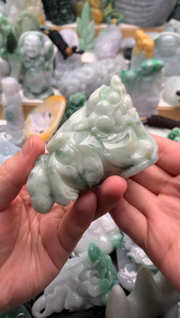 吊坠(不含链)未镶嵌翡翠1