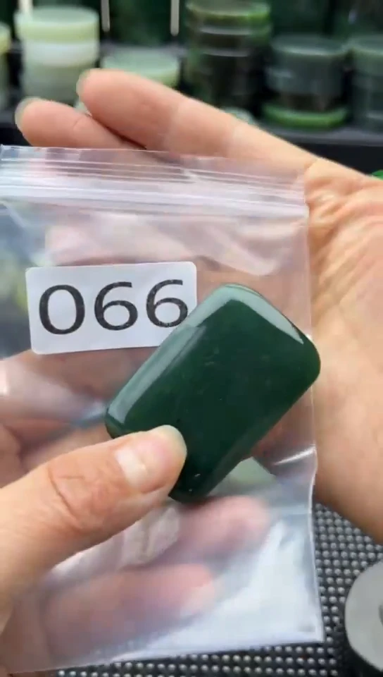 未镶嵌和田玉珠宝半成品牌子