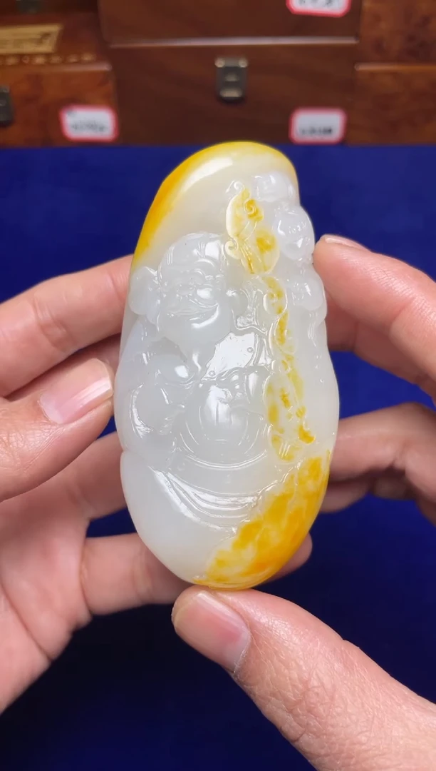 未镶嵌和田玉把件用****1和田玉