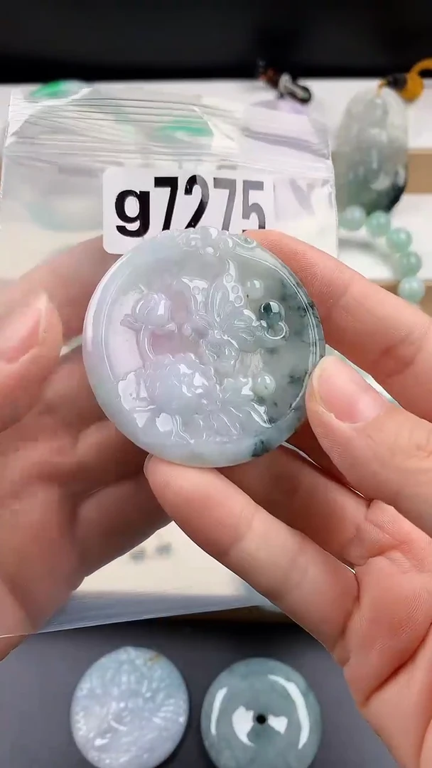 颈饰未镶嵌翡翠天然翡翠吊坠挂件