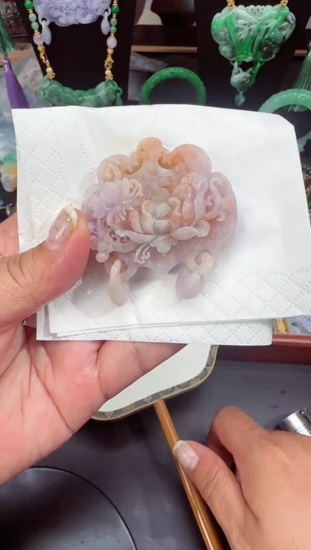 定制翡翠未镶嵌拍照