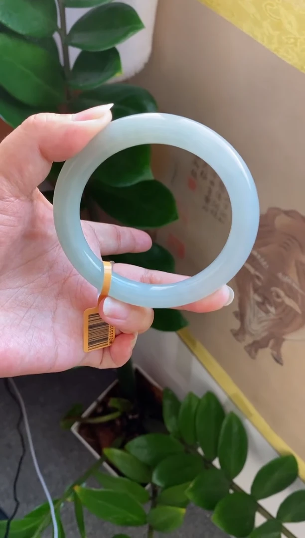 【闪购商品】翡翠手镯未镶嵌（冰胶晴蓝）圆条7号