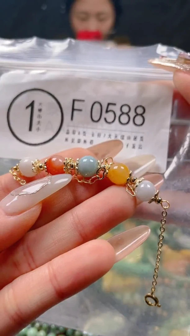 【闪购商品】翡翠颈饰未镶嵌/F/翡翠A货一图一物
