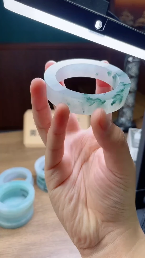 定制翡翠手镯未镶嵌定制