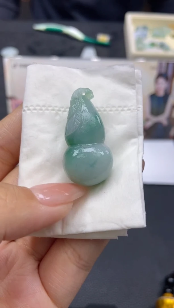 【闪购商品】定制翡翠未镶嵌天然翡翠A货170