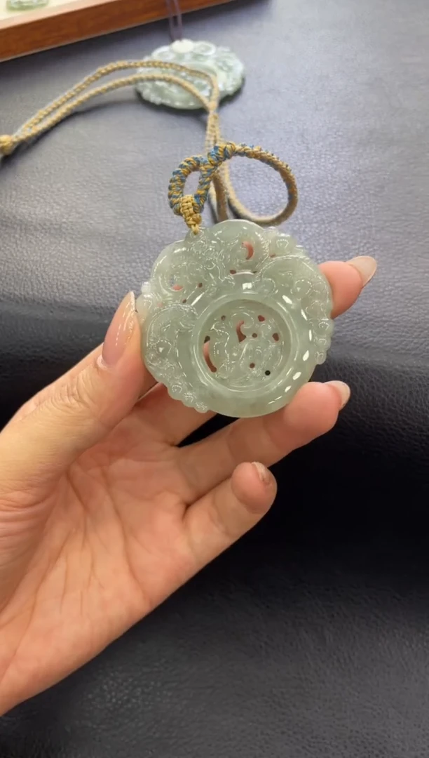 【闪购商品】翡翠吊坠(不含链)未镶嵌吊坠