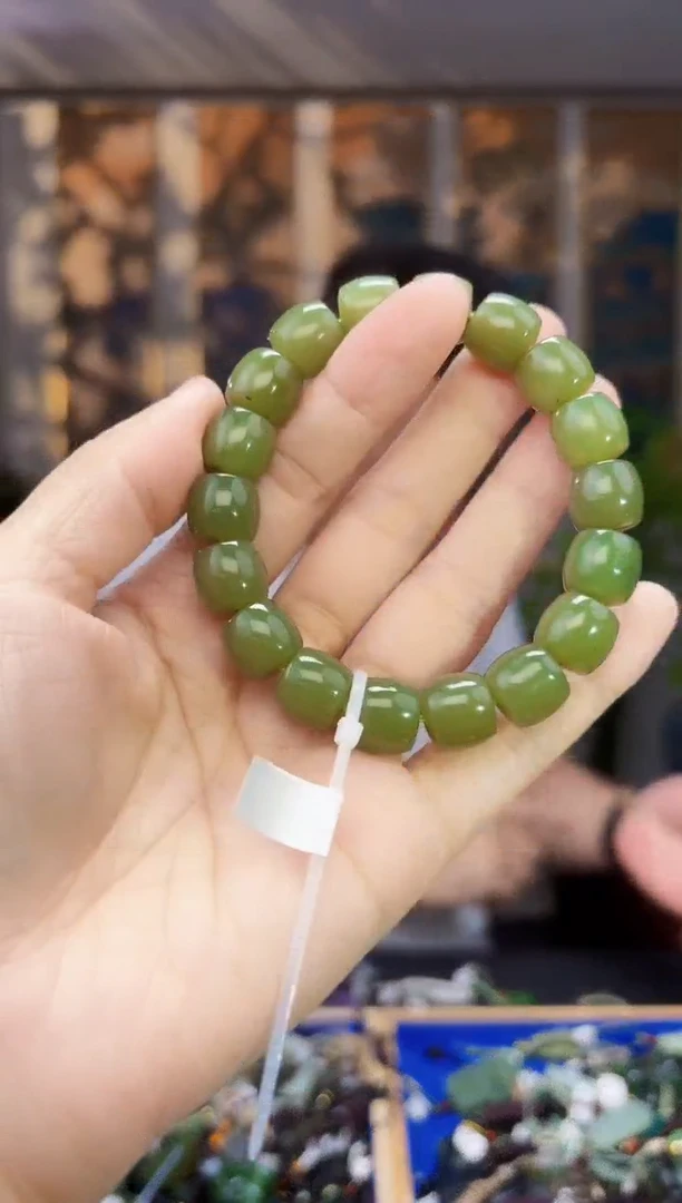 和田玉未镶嵌挂件拍一发一