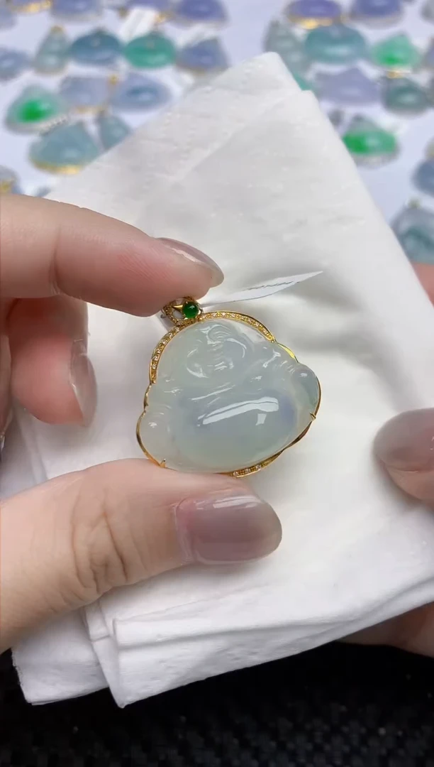 【闪购商品】翡翠颈饰18K金镶嵌天然翡翠A货