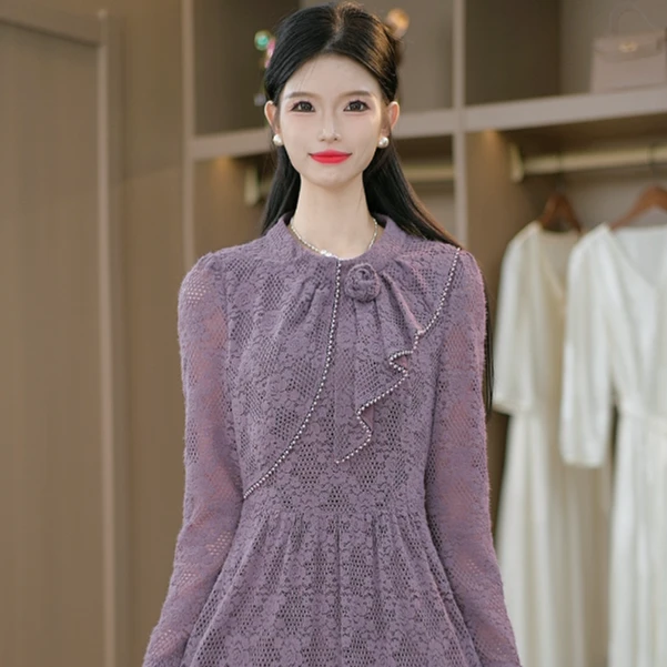 2025春爆款女装宽松气质高端大气轻奢收腰遮肉显瘦新款精致连衣裙