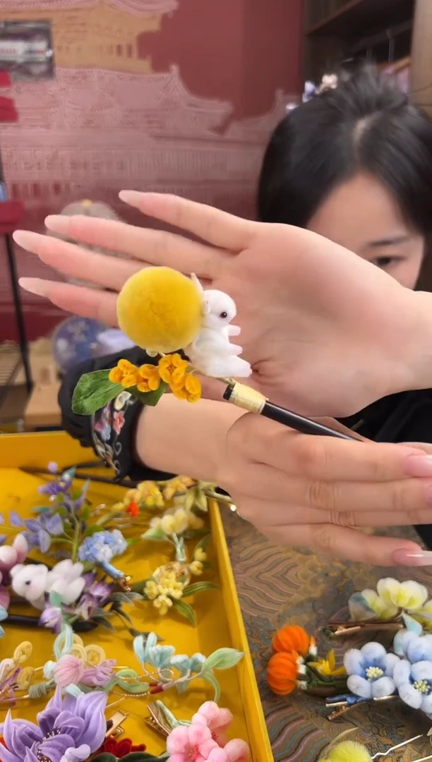 刺绣非遗绒花（发饰）