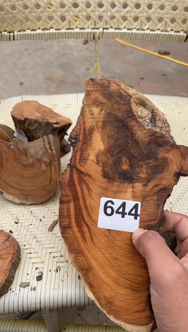 柏木（崖柏）太行陈化崖柏（1单1片）