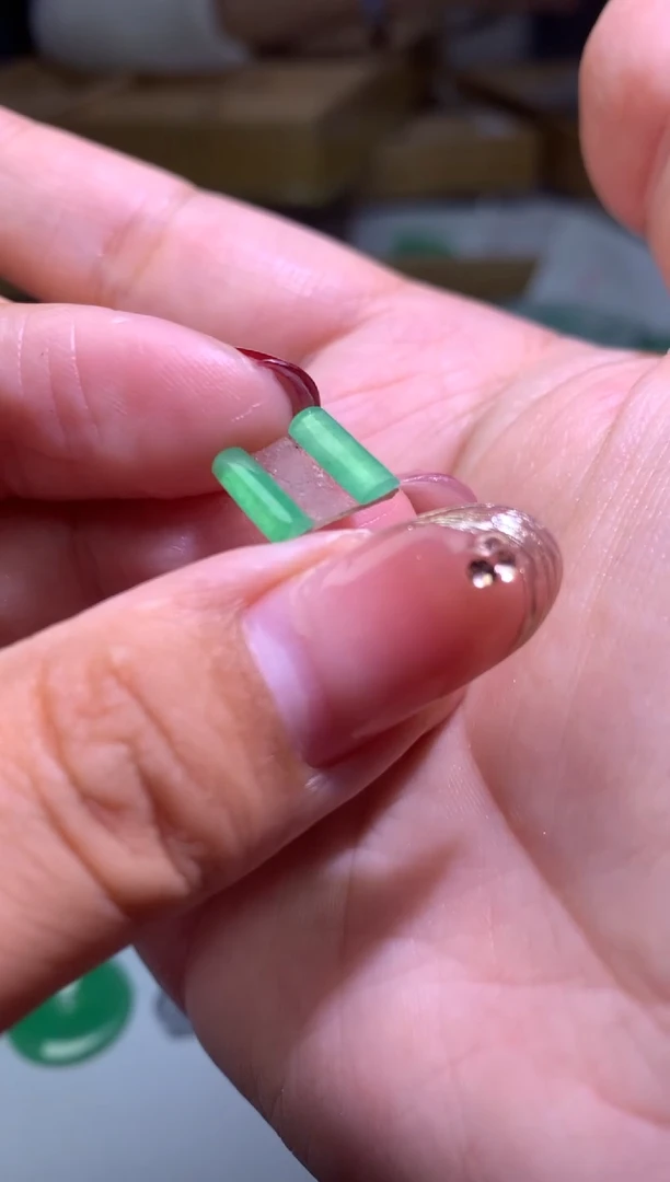 【闪购商品】定制翡翠未镶嵌毛货
