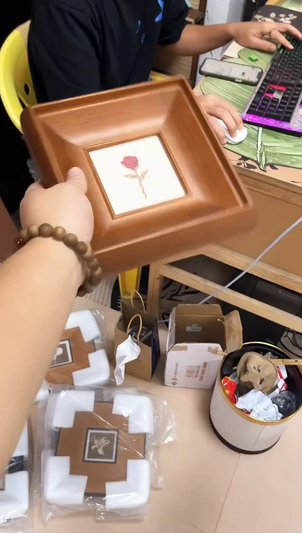 竖款c***1仓库清货  默认瑕疵  完美主义慎拍