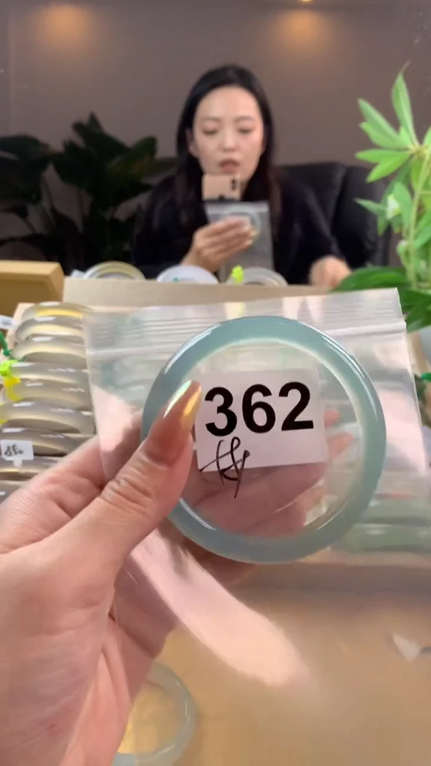 【闪购商品】玛瑙/玉髓手镯未镶嵌362