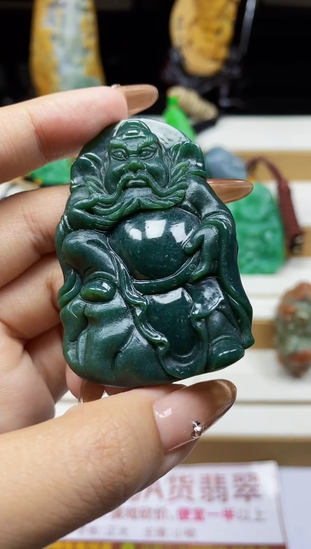 颈饰未镶嵌翡翠翡翠A货