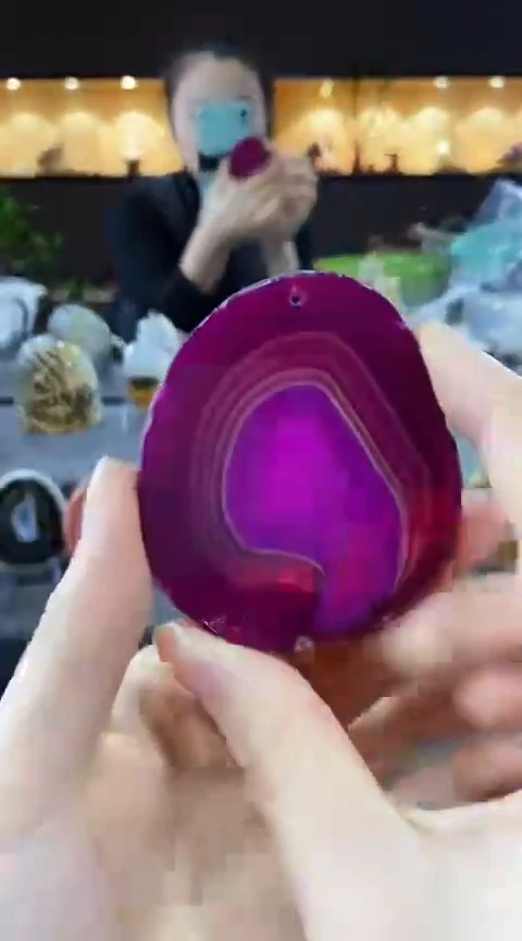 未镶嵌颈饰玛瑙/玉髓虹玛瑙