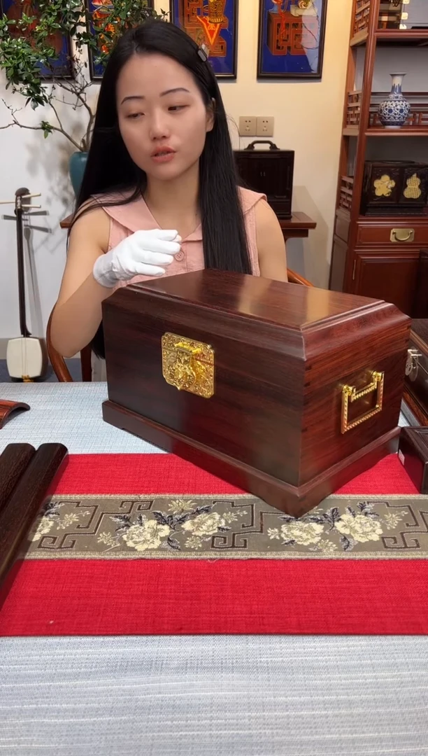 紫檀木类成套家具嫁妆箱  藏宝箱