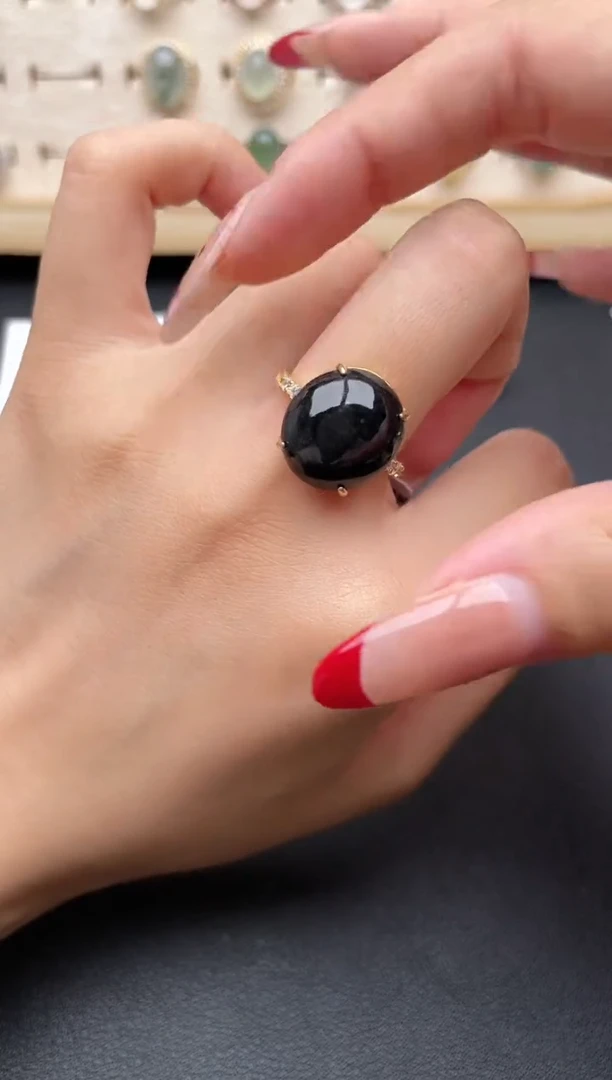 【闪购商品】翡翠戒指银S925镶嵌一物一证一礼盒