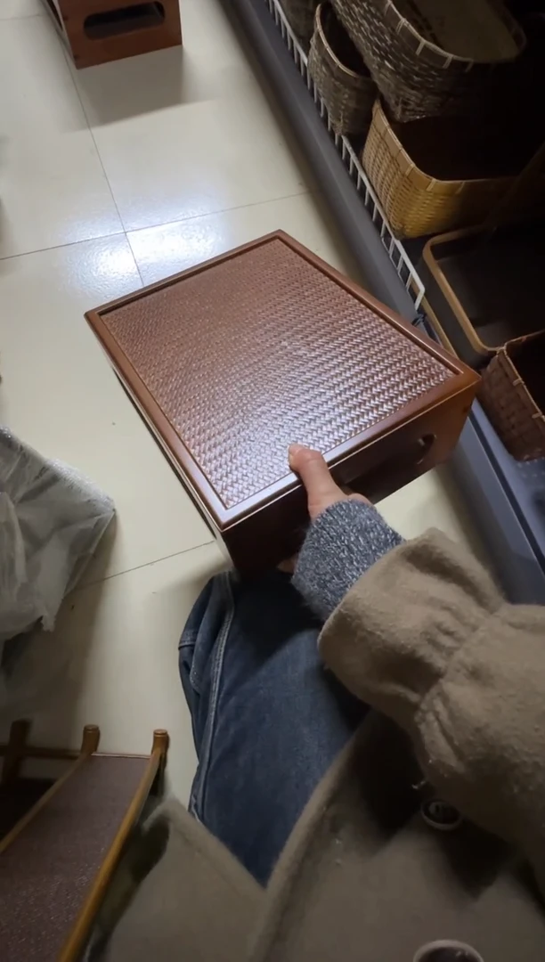 【闪购商品】闪购商品一个特价百宝箱单层一个