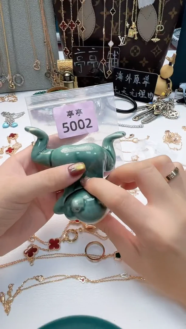 瓷片奶**高 福䘵甄选阁小丹店