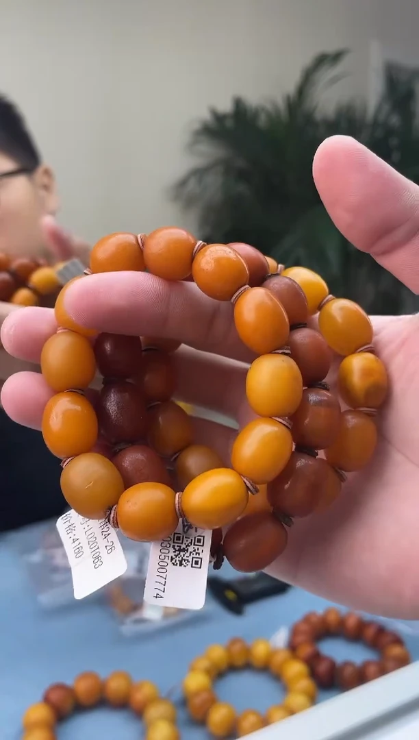 未镶嵌蜜蜡珠宝奇石024，微瑕假一罚十多样性发其一