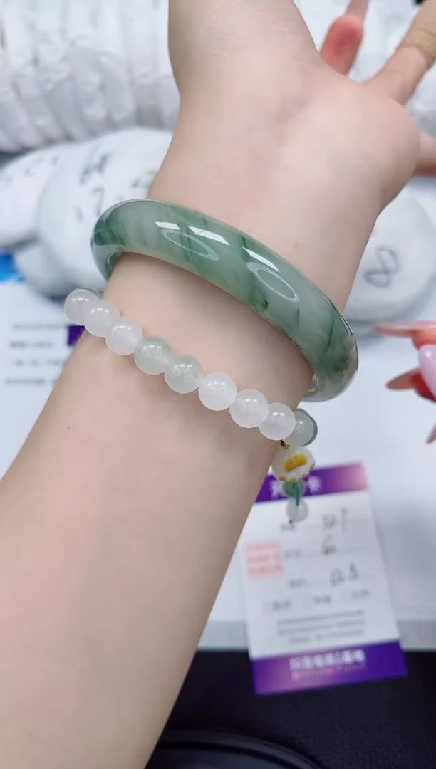 石英质玉手镯未镶嵌327-60/61