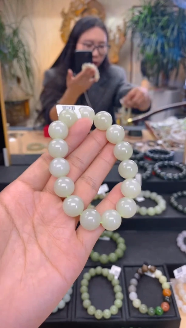 未镶嵌手串和田玉卡14