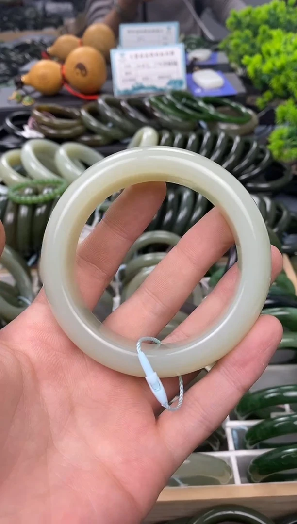 未镶嵌手镯和田玉用****760.6