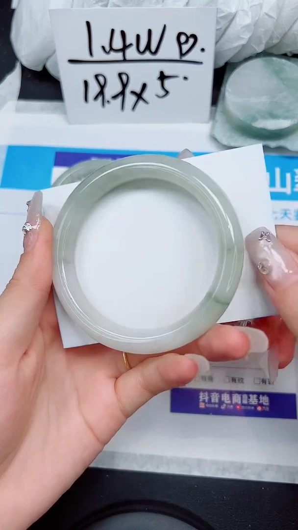 【闪购商品】石英质玉手镯未镶嵌A159-58`59`