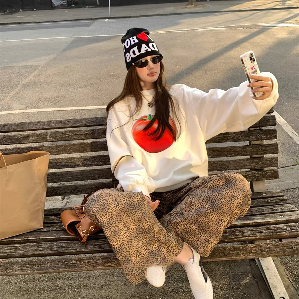 早秋棉感空气层蔬果印花大卫衣oversize宽松设计感长袖上衣6061