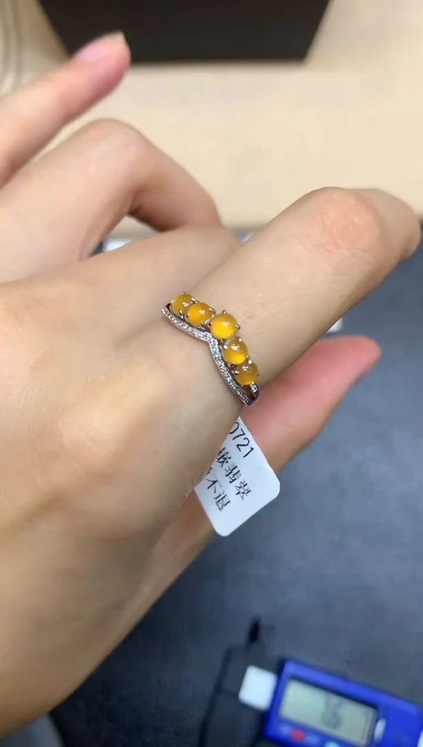 18K金镶嵌戒指翡翠蛋面【无服务费【24小时鉴赏期】